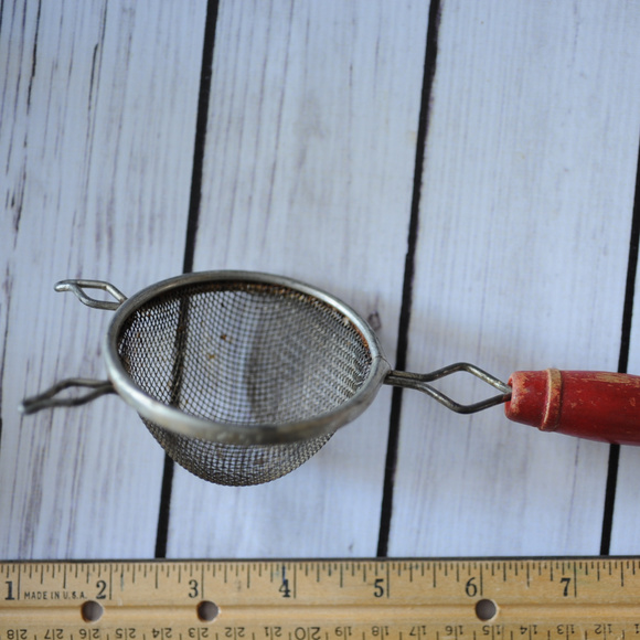 old antique vintage tea strainer mesh colander sieve red handle - Picture 3 of 8